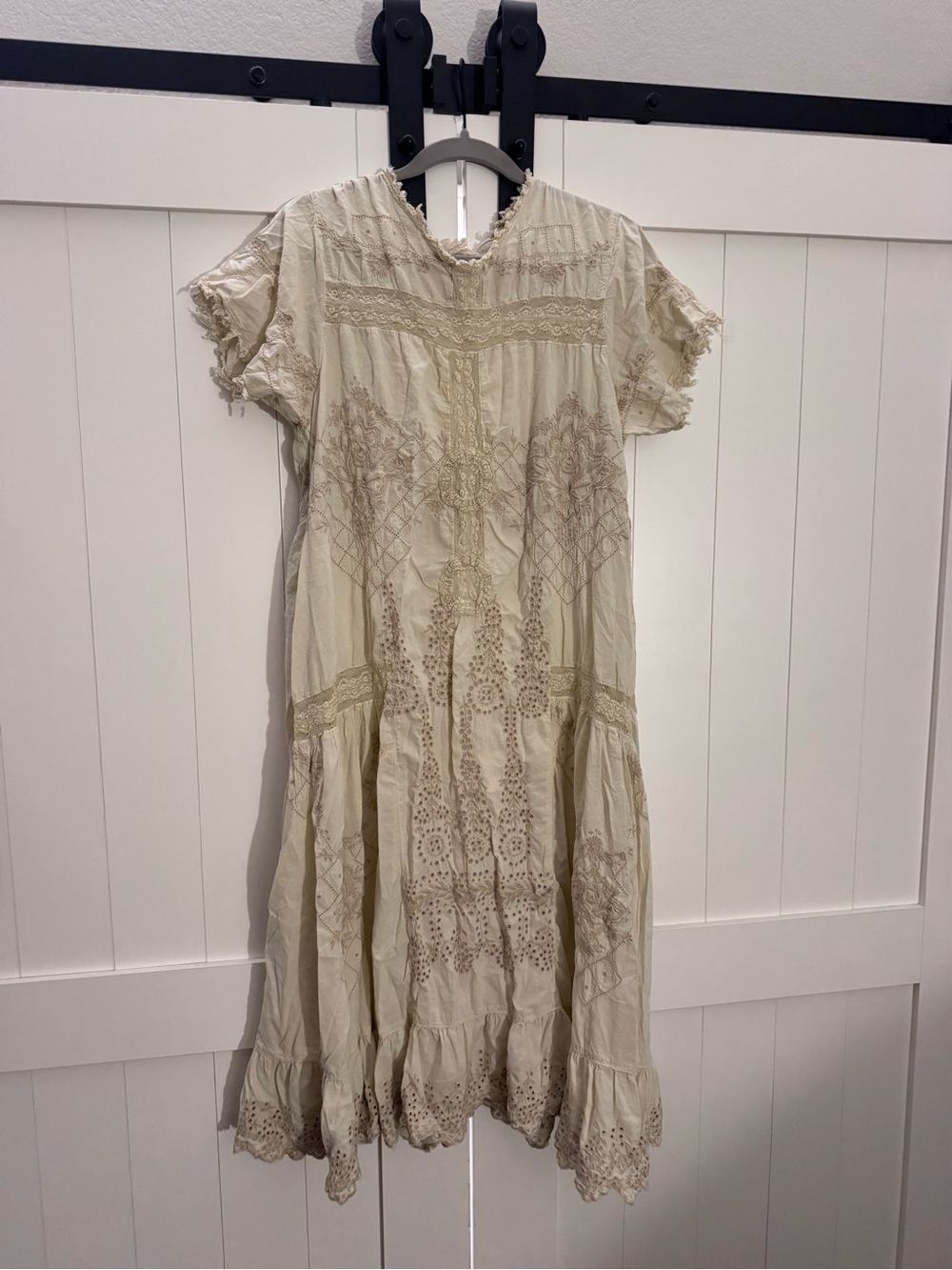 Magnolia Pearl Anna Grace Dress Moonlight dress 869 mid length vintage eyelet